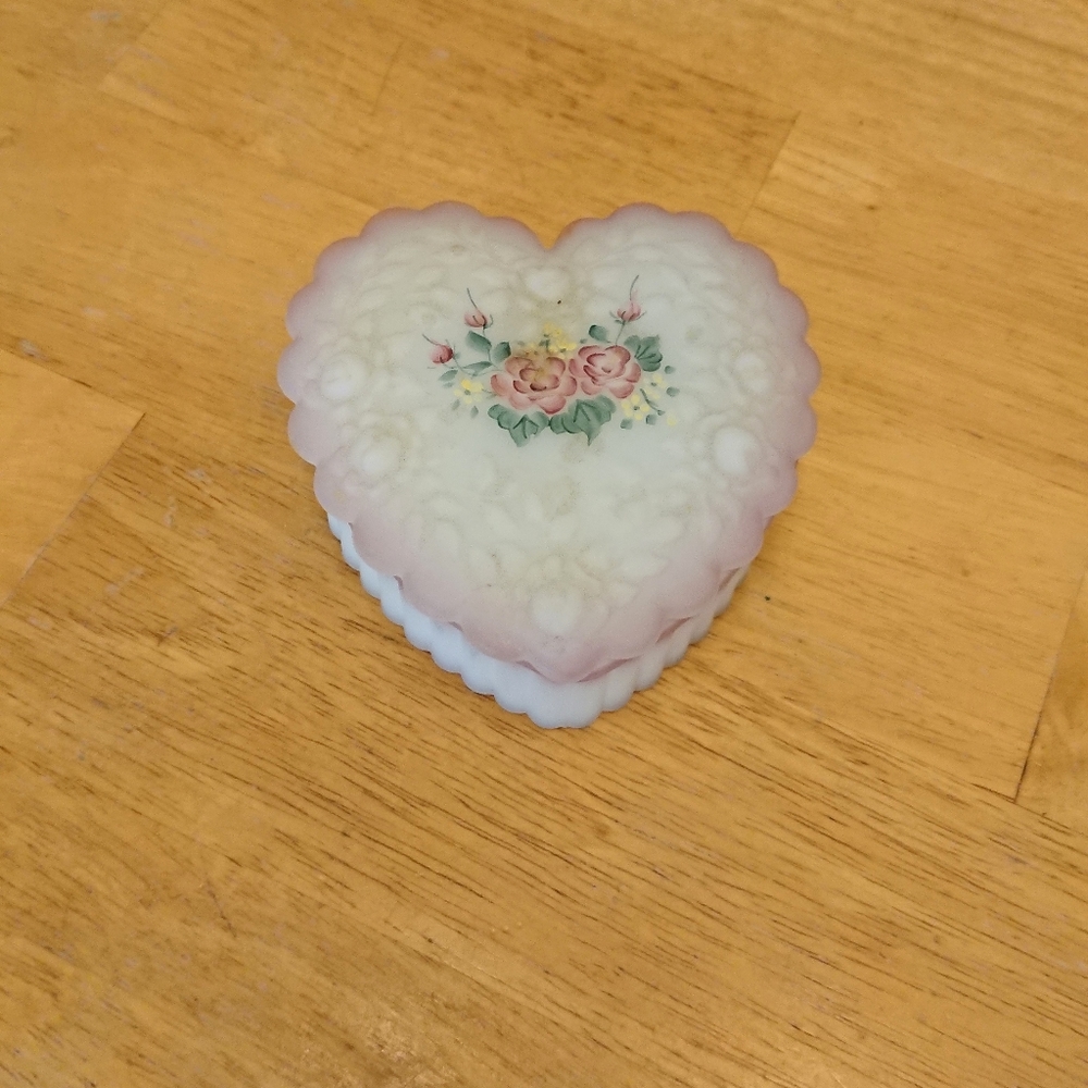 Fenton Hand Painted Heart   Trinket Art Glass - Picture 3 of 13